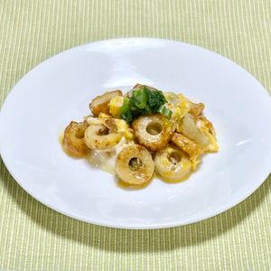 キャピタンの作ってみた!投稿(味付け醤油だけなのにウマウマ♡ちくわと長ねぎとふわとろたまご)