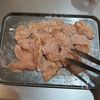 ご飯すすむ♪鶏むね肉の梅照り焼きの工程1