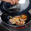 【腸活おつまみ】レモン香る鶏もも肉の塩麹焼き【お花見おかず】の工程3