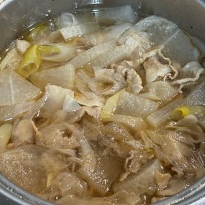 とーるじーじの作ってみた!投稿(【豚こま大根のねぎ塩スープ】満足感がすごい!絶品スープ♪)