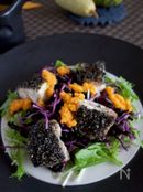 【ハロウィン】黒ごまチキンとひじきのサラダ　