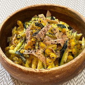 楽ラク手抜キッチン🐶🐾の作ってみた!投稿(カレー粉がポイント◎ズッキーニのコールスローサラダ)