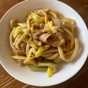 あいどんの作ってみた!投稿(【豚バラとネギのカレー焼うどん】一度食べたらリピート確定♪)