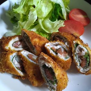 1285893の作ってみた!投稿(さっぱり食べれる揚げ物レシピ♡『梅しそミルフィーユカツ』)