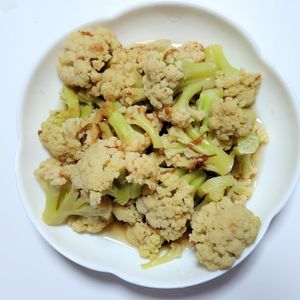 ふうかの作ってみた!投稿(カリフラワーの土佐煮)