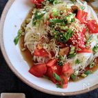 トマトのしらすオイルがけそうめん。