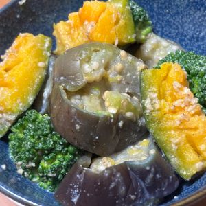 Kuの作ってみた!投稿(簡単‼️とっても優しい味に♡レンチンなすの豆乳ごま煮)