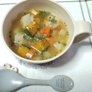 M＊Pの作ってみた!投稿(塩麴でカンタン♪具だくさんかぼちゃスープ)