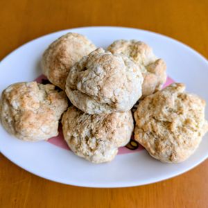 ゆきまる🐬🫧の作ってみた!投稿(材料3つ！ホットケーキミックスの豆腐スコーン)