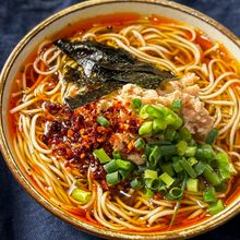 【茹でて混ぜるだけ】ガツン旨辛ツナそうめん