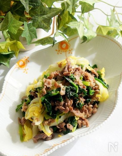 お安い牛肉でOK　味付け牛肉とほうれん草の炒めもの