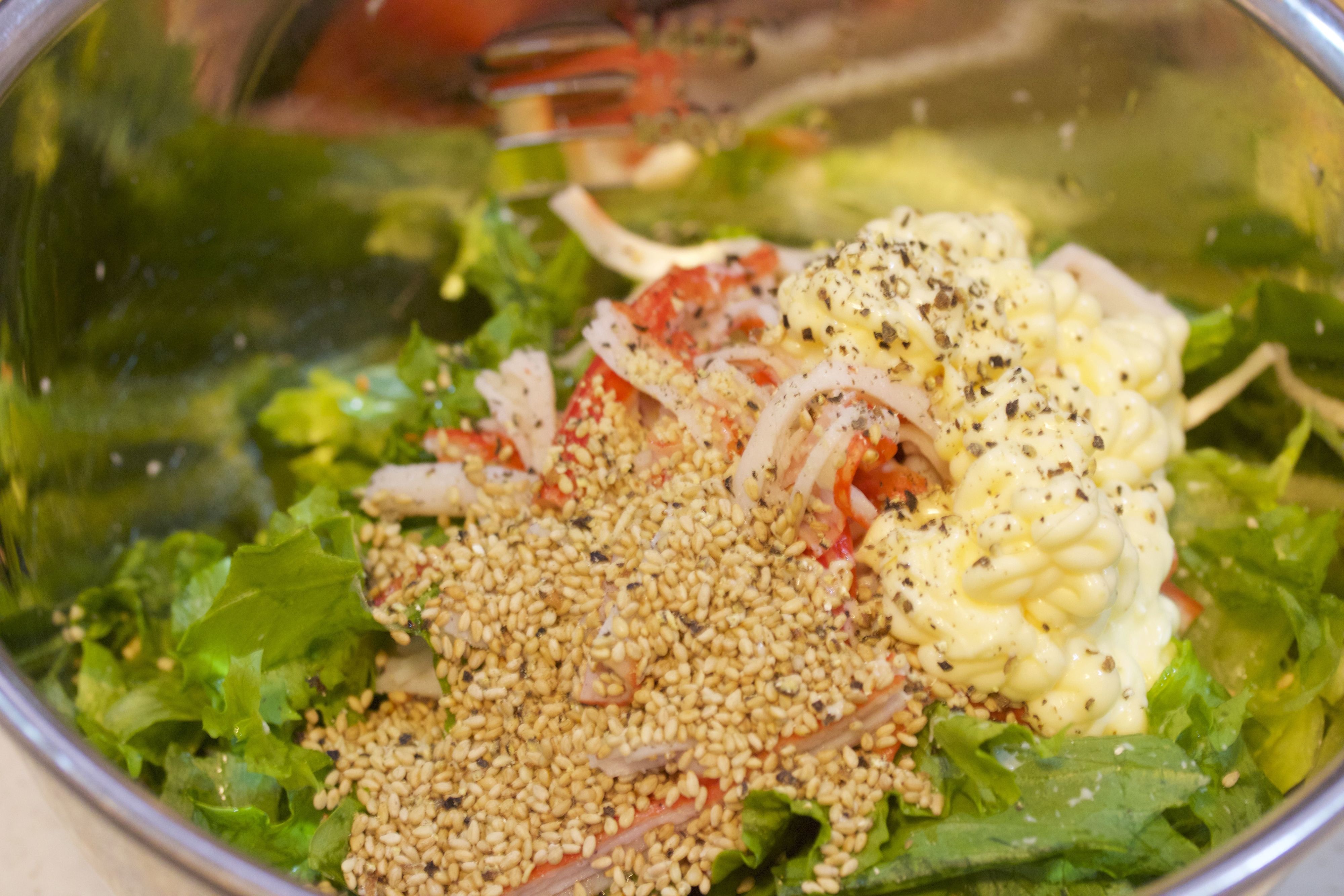 カニカマレタスのやみつき♡おつまみサラダ【#包丁いらず】 | レシピ