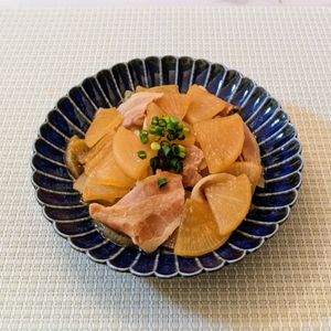 𝔂𝓾𝓶𝓲🍓の作ってみた!投稿(【味がしみしみ豚バラ大根こってり甘辛炒め】大根使い切り（中）)