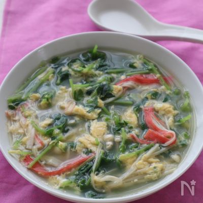 5分でヘルシー!豆苗とえのきの卵スープ