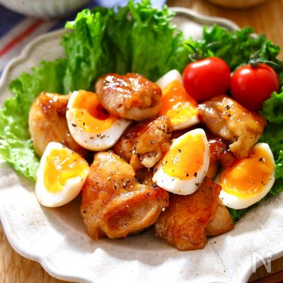 ゆで卵でボリュームアップ♬鶏むね肉の甘辛照り焼き