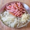 【ワンパンだしカルボ】白だしで和風な味わい♪簡単に作れる！の工程1