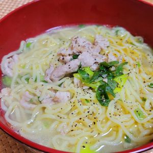 ヴェルの作ってみた!投稿(鍋ひとつですぐできる！【ねぎ塩ツナ麺】)