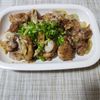 とももの作ってみた!投稿(ぷりぷり鶏せせりとネギの✨和風ぽん酢黒胡椒炒め定食🤤🍚)