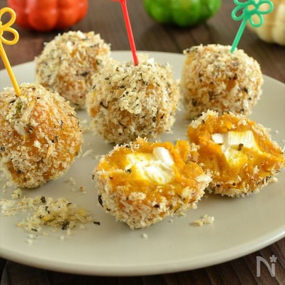 【おもてなし】かぼちゃとチーズの焼きコロッケ