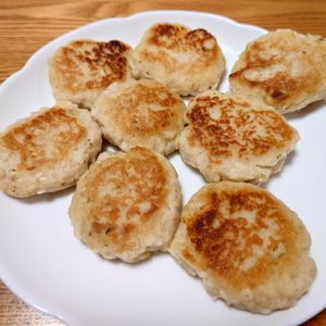 kotachanの作ってみた!投稿(【えのきとツナのふわもち豆腐ナゲット】ヘルシー美味しい♡)