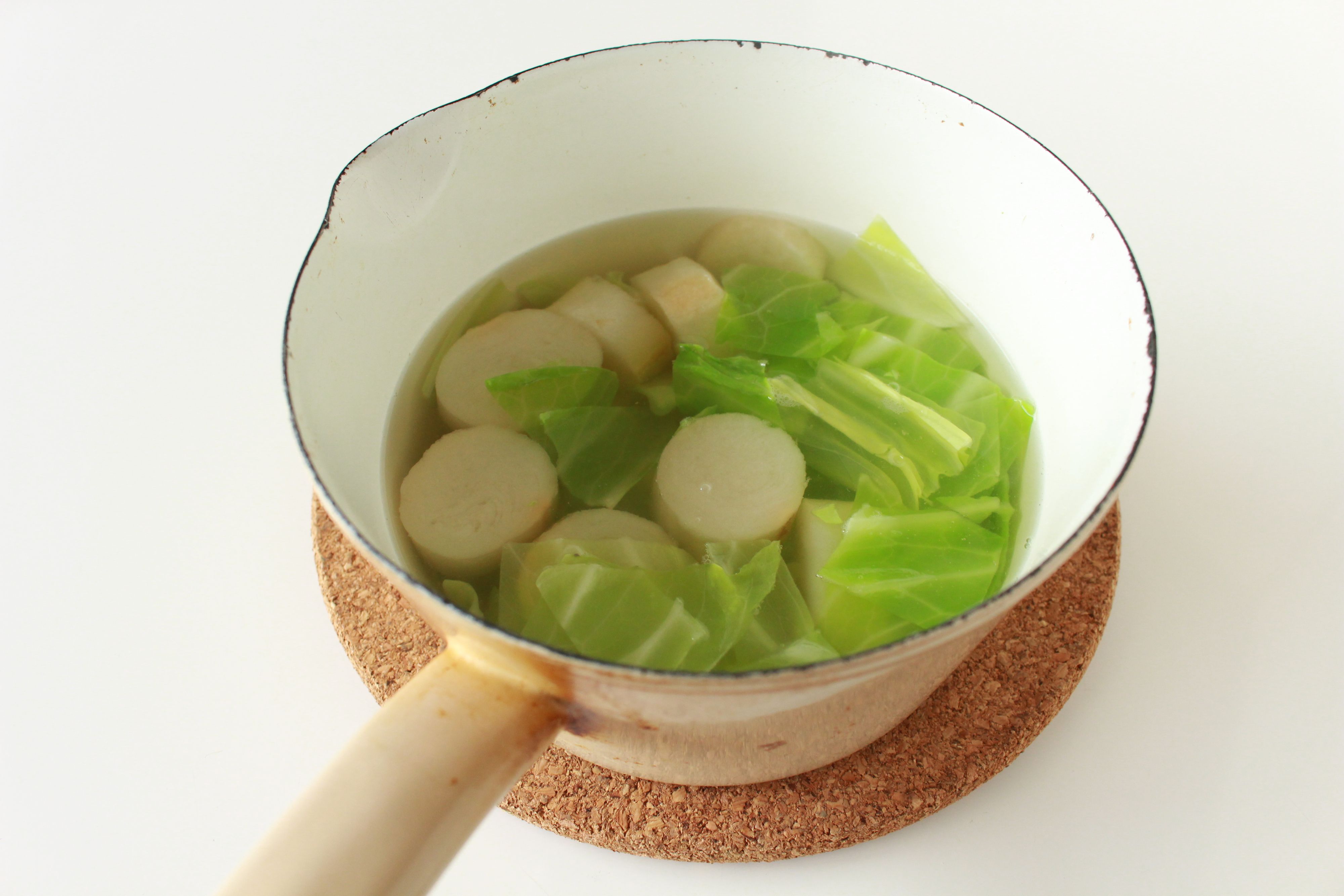 麩とキャベツのみそ汁 レシピサイト Nadia ナディア プロの料理家のおいしいレシピ