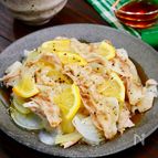 とろあま〜な新玉ねぎと豚バラのさっぱりワンパン蒸し