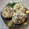 楽ラク手抜キッチン🐶🐾の作ってみた!投稿(［じゃこと大葉のたぬきおにぎり］爆食いおにぎり！天かす消費に)