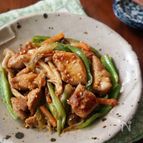 夏バテ予防に！鶏肉とたっぷり野菜のピリ辛味噌炒め