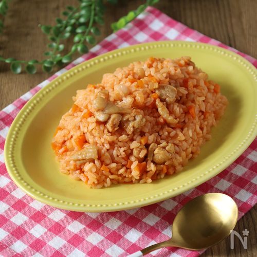 洋食屋さんの味!栄養が摂れる冷凍チキンライスの素
