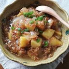 煮込まないで完成☆ご飯が進むそぼろ肉じゃが