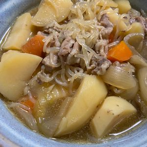 山子の作ってみた!投稿(【肉じゃが基本のレシピ】出汁も水も不要！)