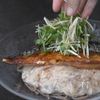 たっぷり薬味で食べる【サバとろろ蕎麦】の工程3
