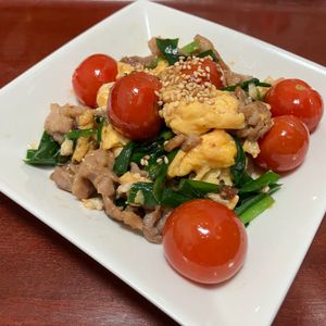 りんごの作ってみた!投稿(スタミナUP♡夏バテ防止♡『トマト入り豚ニラたま』)