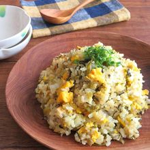 おにぎりにも♪焦がし醤油香る高菜チャーハン