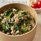 10分で完成！【そぼろモロヘイヤ丼】
