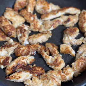 くろすけの作ってみた!投稿(【ごまごまチキン】もんで焼くだけで子どもが大喜び♪)