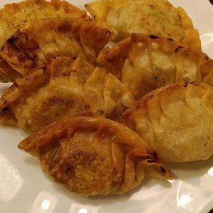 ぽぽペの作ってみた!投稿(【豚キムチ揚げ餃子】キムチの旨みとコク！カリッと香ばしい)