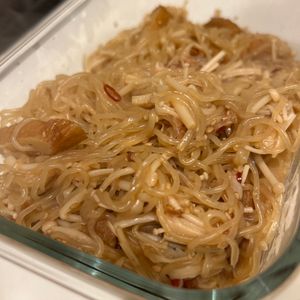 なつの作ってみた!投稿(こんにゃくとえのきとピーマン《腸活♡きんぴら》)
