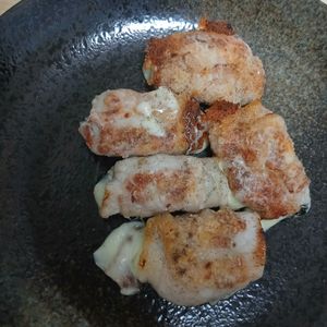 rの作ってみた!投稿(挟んで焼くだけで簡単！豚肉の大葉チーズはさみ焼き)