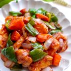 豚肉より好きかも♡
3種類の彩り野菜を使った酢鶏