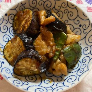 万福の作ってみた!投稿(＼油は大さじ2 ／とろとろ♪豚バラなすの味噌炒め)