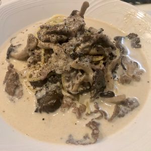 zarusanの作ってみた!投稿(【牛肉ときのこの味噌クリームパスタ】やみつき確定)