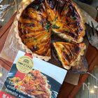 【クリスマスレシピ】特別な日に作りたい！かにの贅沢米粉キッシュ