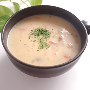 とのちゃまの作ってみた!投稿(具だくさん野菜とシーフードミックスで作るクラムチャウダー)