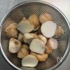 山椒香る♪里芋の味噌和えの下準備
