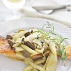 キノコたっぷり♥秋鮭のソテー、バターカレー風味
