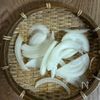 【じゃがいもと玉ねぎの青のりかき揚げ】サクサクッ♪の工程1
