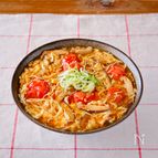 トマトとふわふわ卵の酸辣湯風ラーメン