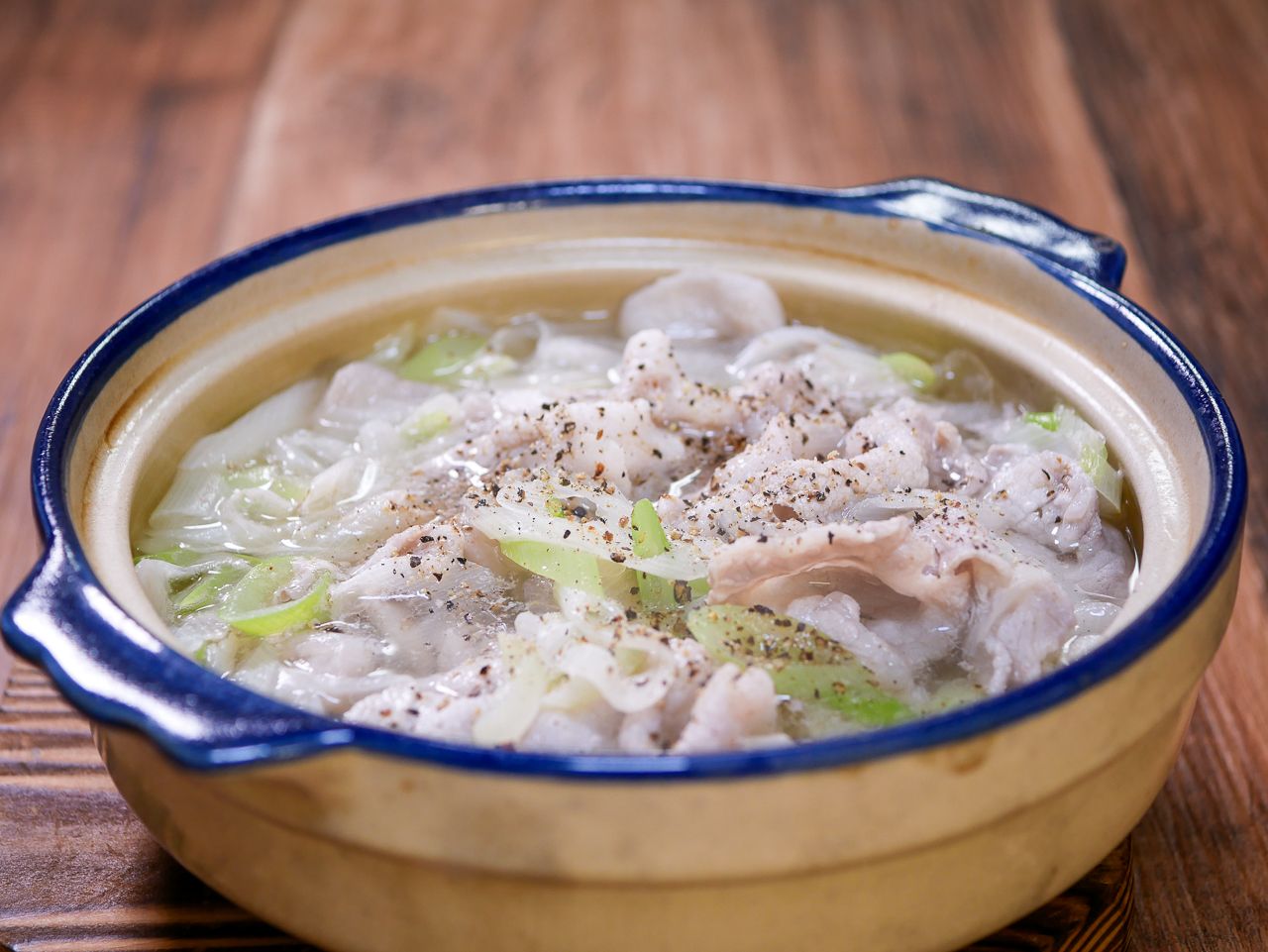 暑い時だから食べよう 豚肉とネギだけの鍋 レシピサイト Nadia ナディア プロの料理家のおいしいレシピ