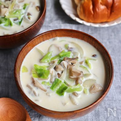 体ほくほく*キャベツときのこのクリームスープ